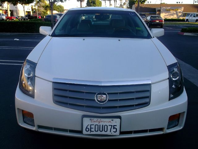 2004 Cadillac CTS Base