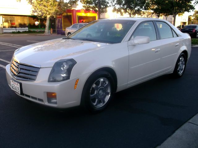 2004 Cadillac CTS Base