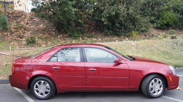 2004 Cadillac CTS Base