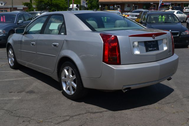 2004 Cadillac CTS Base