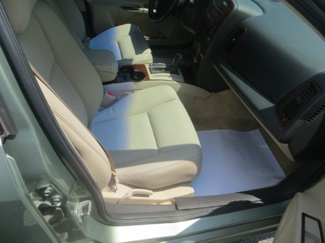 2004 Cadillac CTS Base