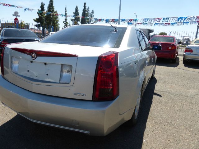 2004 Cadillac CTS Base