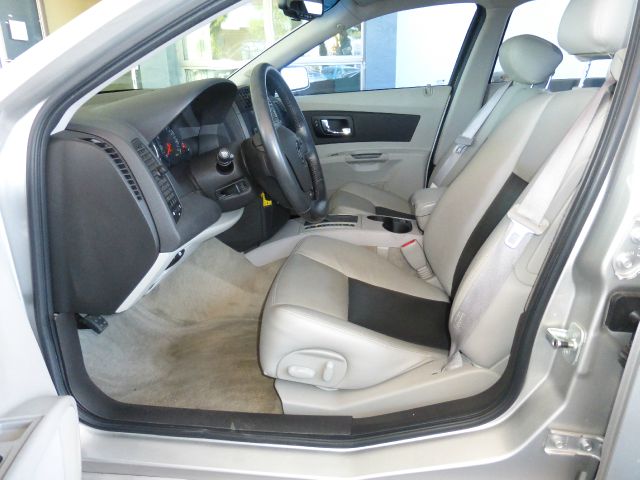 2004 Cadillac CTS Base