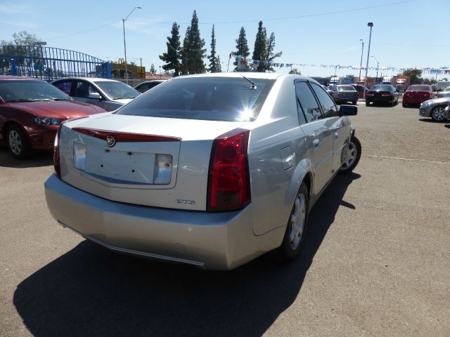 2004 Cadillac CTS Base