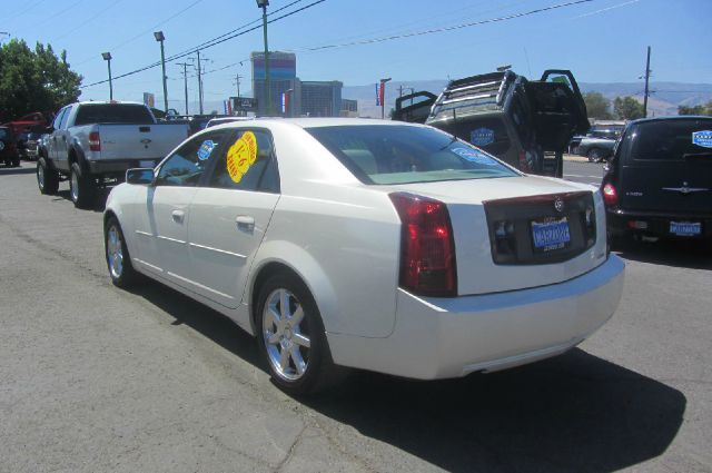 2004 Cadillac CTS Unknown