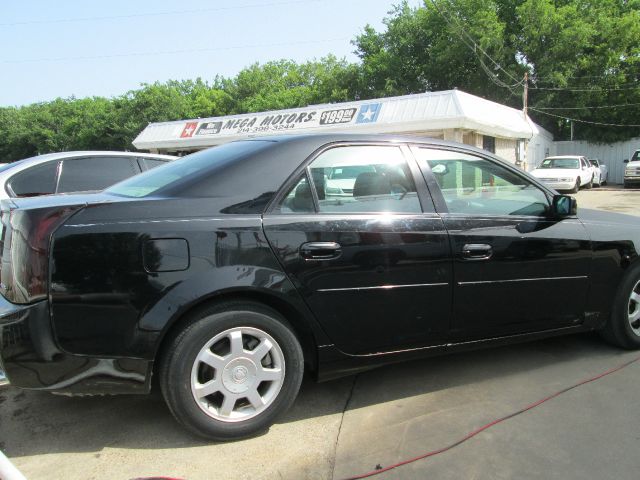 2004 Cadillac CTS Base