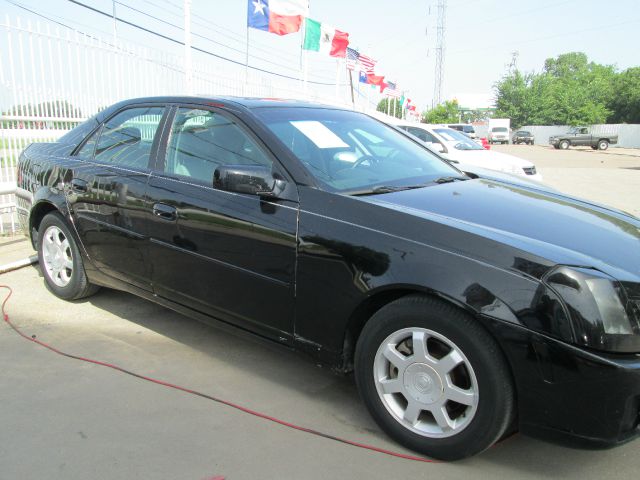 2004 Cadillac CTS Base