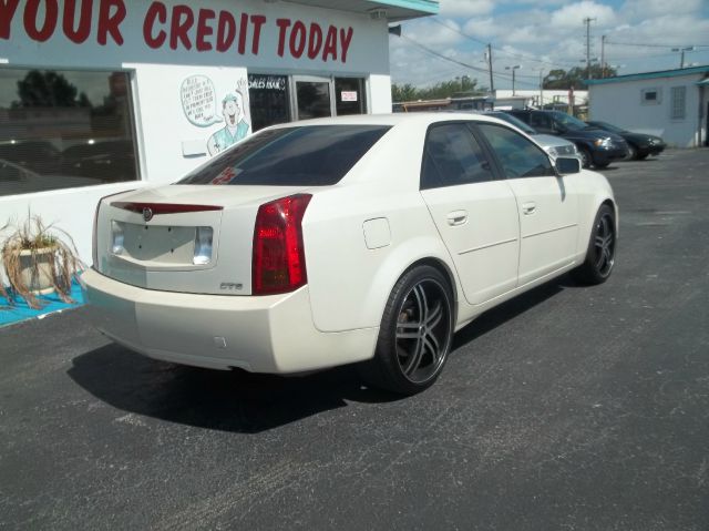 2004 Cadillac CTS Base