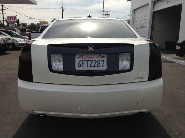 2004 Cadillac CTS Base