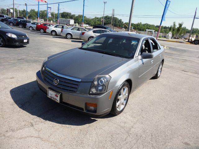 2004 Cadillac CTS Base