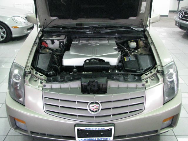 2004 Cadillac CTS Base