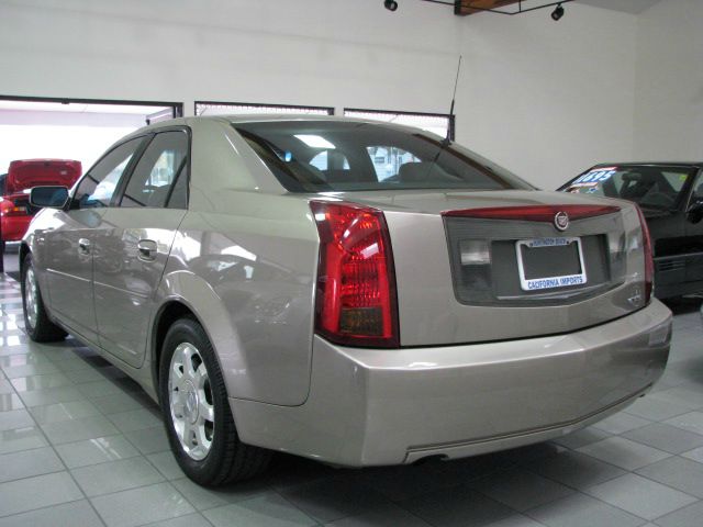 2004 Cadillac CTS Base