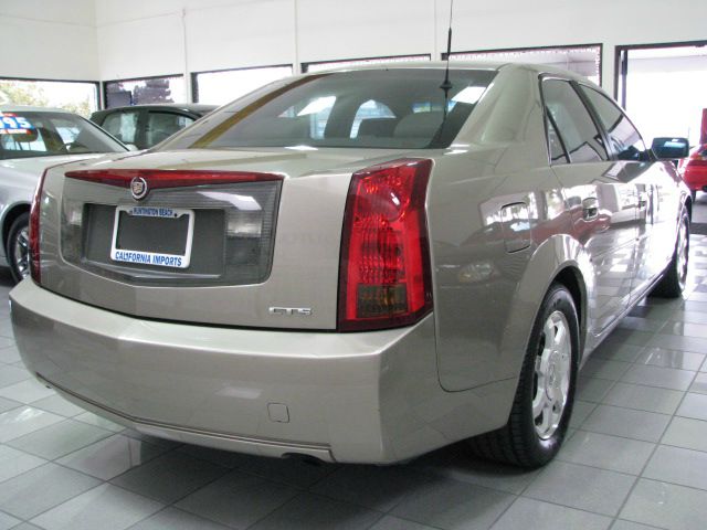 2004 Cadillac CTS Base