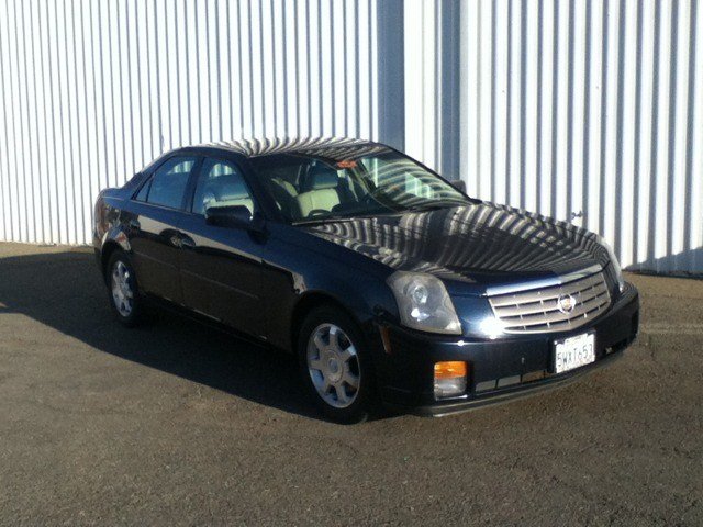 2004 Cadillac CTS Base