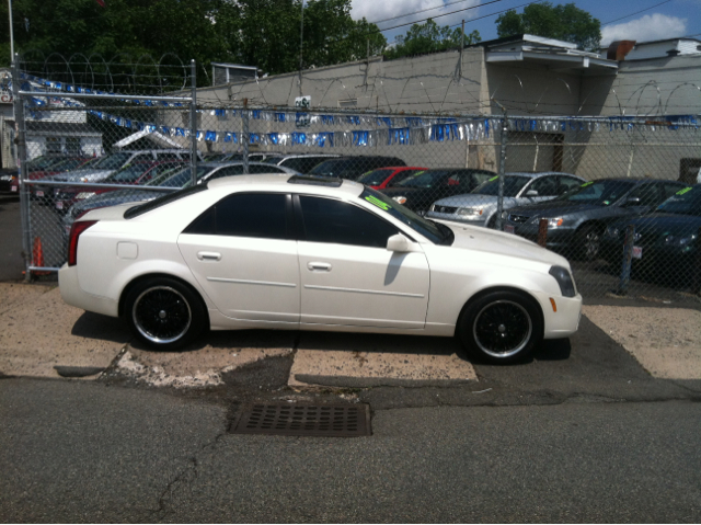 2004 Cadillac CTS Base