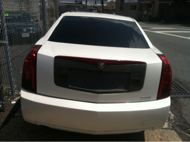 2004 Cadillac CTS Base