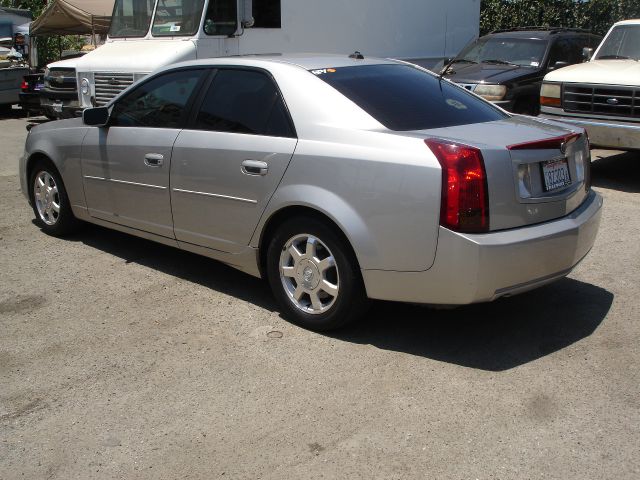 2004 Cadillac CTS Base