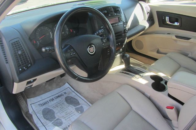 2004 Cadillac CTS Unknown