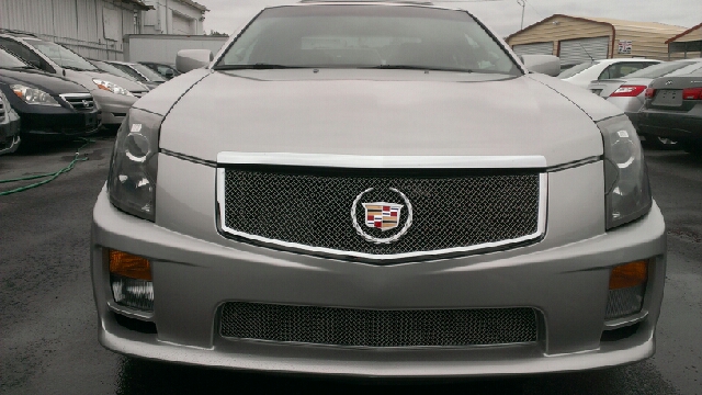 2005 Cadillac CTS CE Van