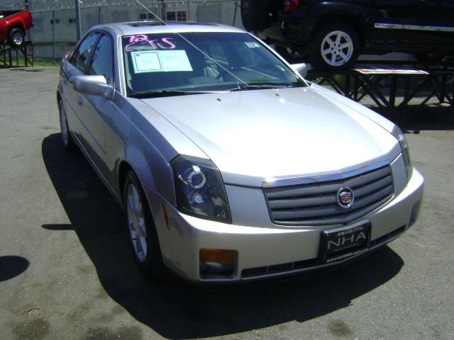 2005 Cadillac CTS Unknown