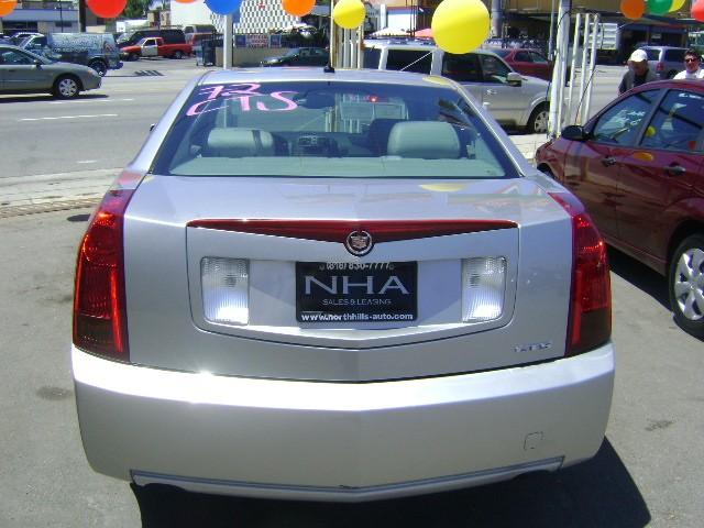 2005 Cadillac CTS Unknown