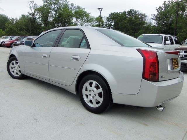 2005 Cadillac CTS Unknown