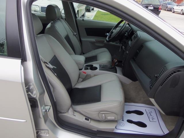 2005 Cadillac CTS Unknown