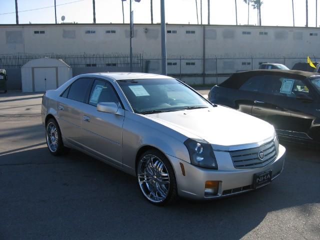 2005 Cadillac CTS Unknown