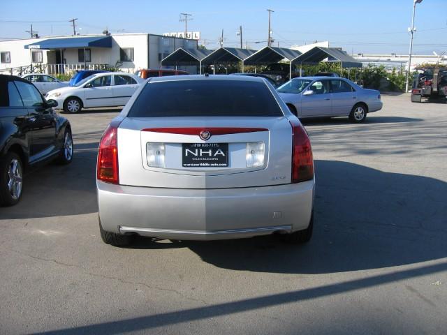 2005 Cadillac CTS Unknown