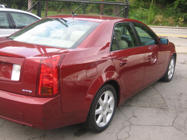 2005 Cadillac CTS Unknown