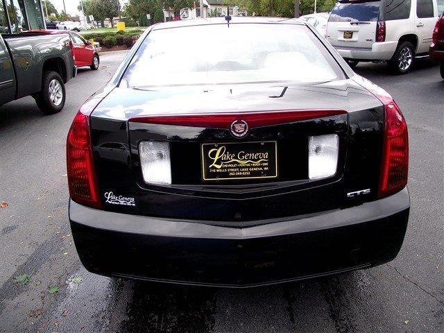 2005 Cadillac CTS Unknown