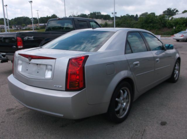 2005 Cadillac CTS Hybrid SUV