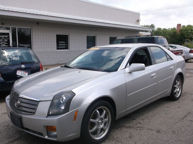 2005 Cadillac CTS Hybrid SUV