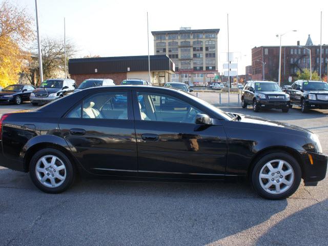 2005 Cadillac CTS Unknown