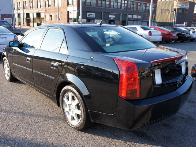 2005 Cadillac CTS Unknown