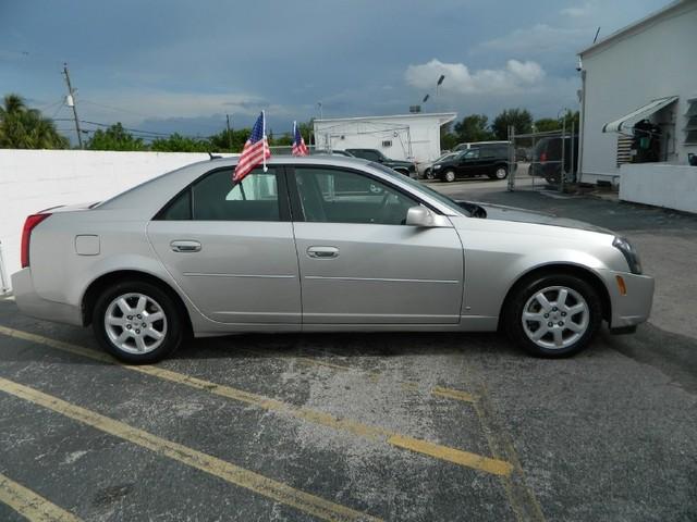 2007 Cadillac CTS Unknown