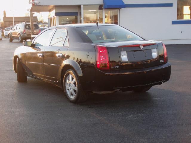 2007 Cadillac CTS REG 120.5wb 4X4 SLT