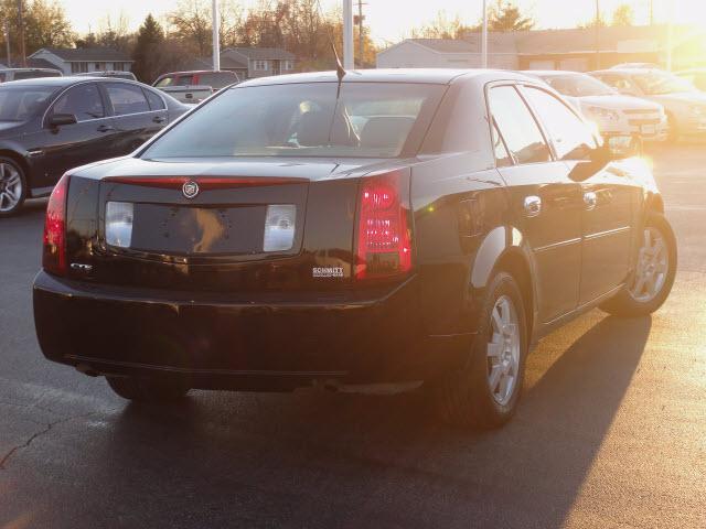 2007 Cadillac CTS REG 120.5wb 4X4 SLT