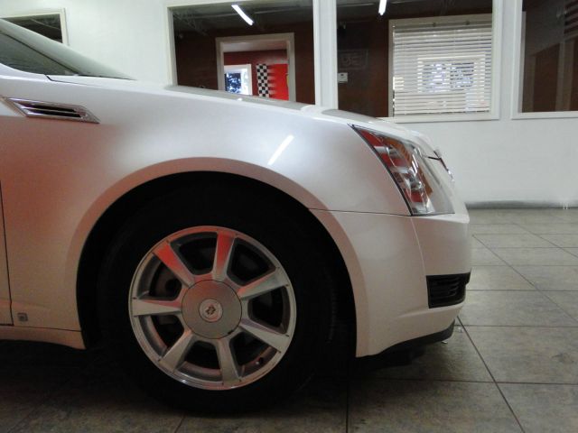 2008 Cadillac CTS Outback 5 DOOR AWD