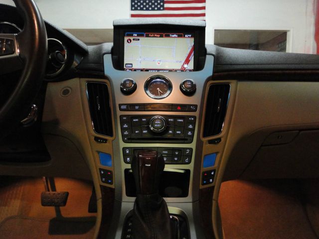 2008 Cadillac CTS Outback 5 DOOR AWD