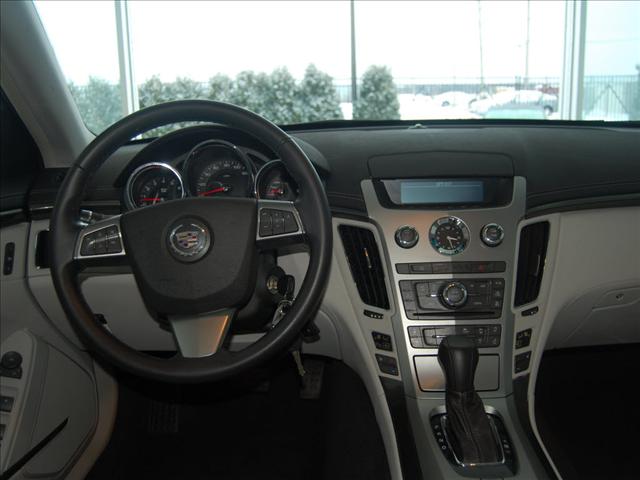 2008 Cadillac CTS Outback 5 DOOR AWD