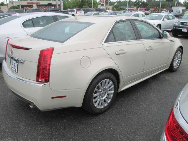 2010 Cadillac CTS 2007 Acura 3.5