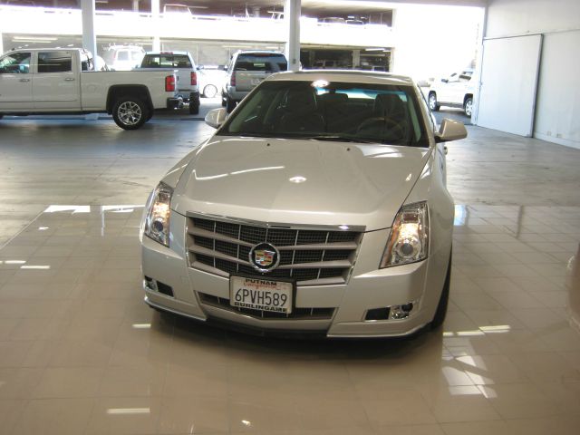 2011 Cadillac CTS LS/ 9 Passenger