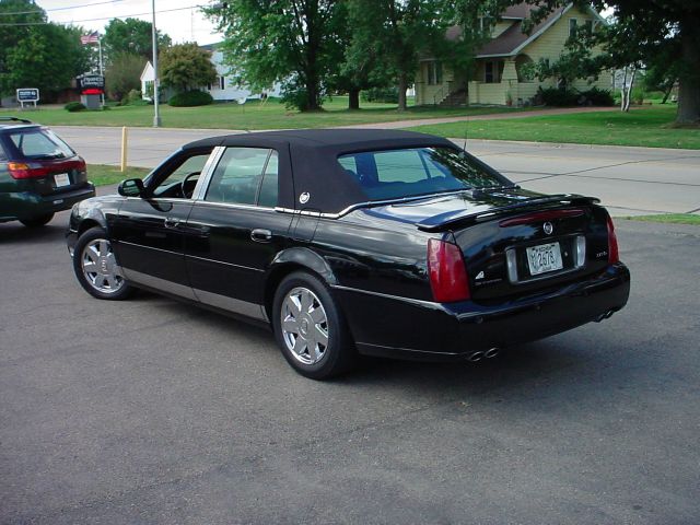 2003 Cadillac DTS Unknown