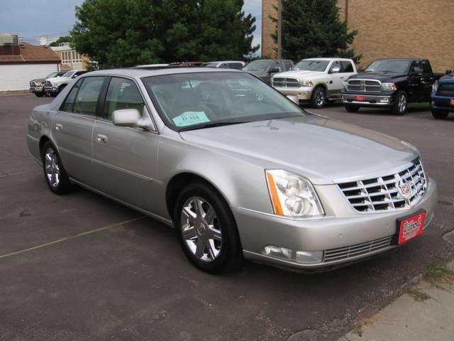 2006 Cadillac DTS Pickup