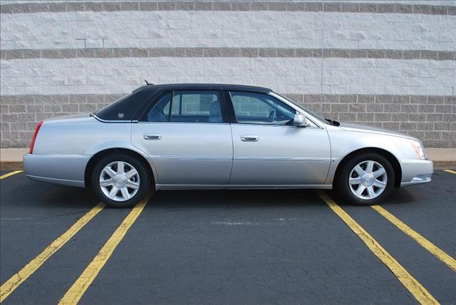 2006 Cadillac DTS Unknown