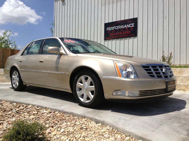 2006 Cadillac DTS 2WD Supercrew Styleside 5-1/2 Ft Box XLT