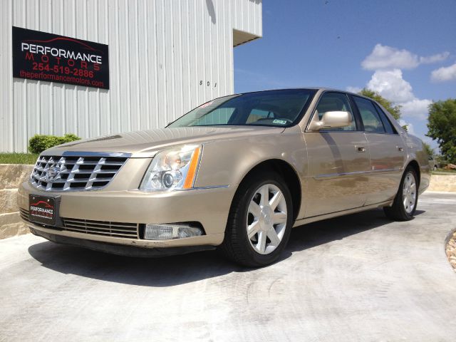 2006 Cadillac DTS 2WD Supercrew Styleside 5-1/2 Ft Box XLT