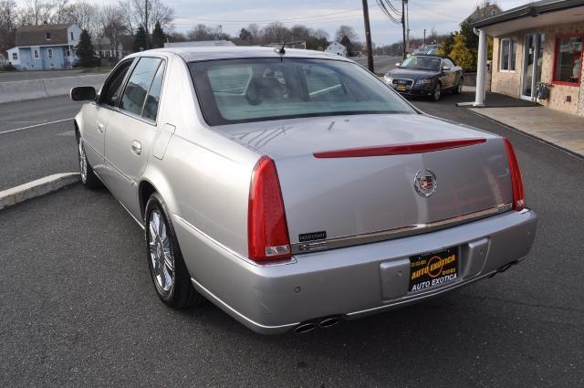 2006 Cadillac DTS Unknown