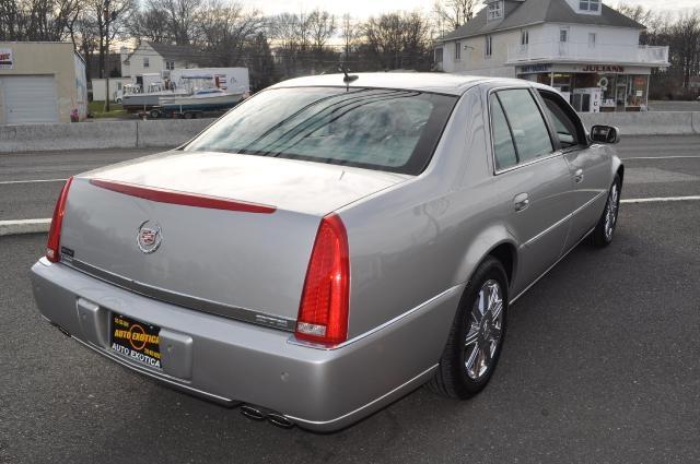 2006 Cadillac DTS Unknown